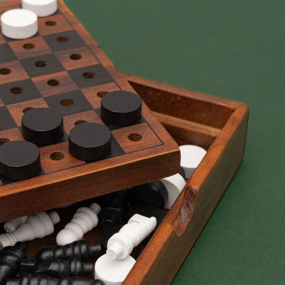Iron & Glory Wooden 2 in 1 Games Set Chess And Checkers