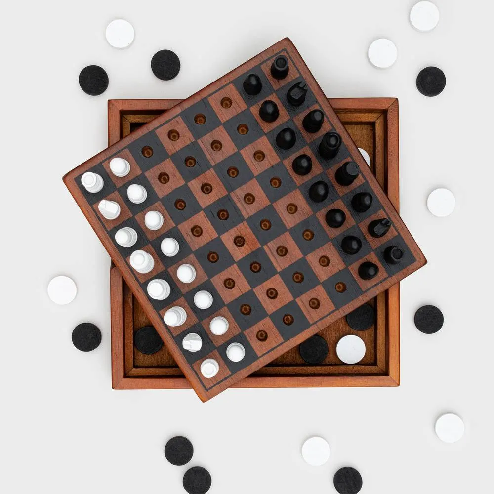 Iron & Glory Wooden 2 in 1 Games Set Chess And Checkers