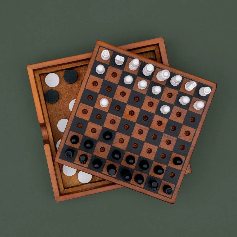 Iron & Glory Wooden 2 in 1 Games Set Chess And Checkers