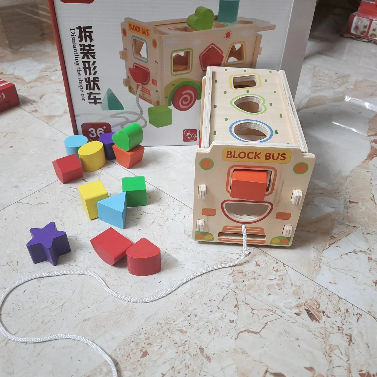 Pull Along Shapes Sorting Car for Kids-SHTM1089